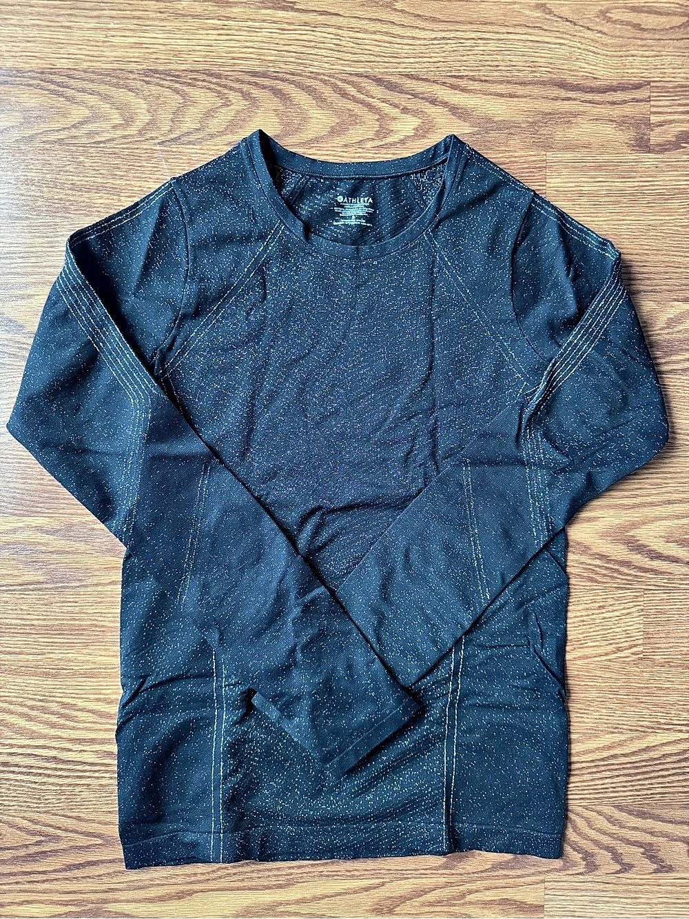 Athleta Long Sleeve Athletic Shirt in Black